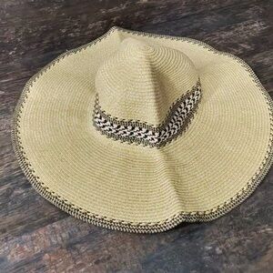 Joe Boxer Tan and Black Woven Hat